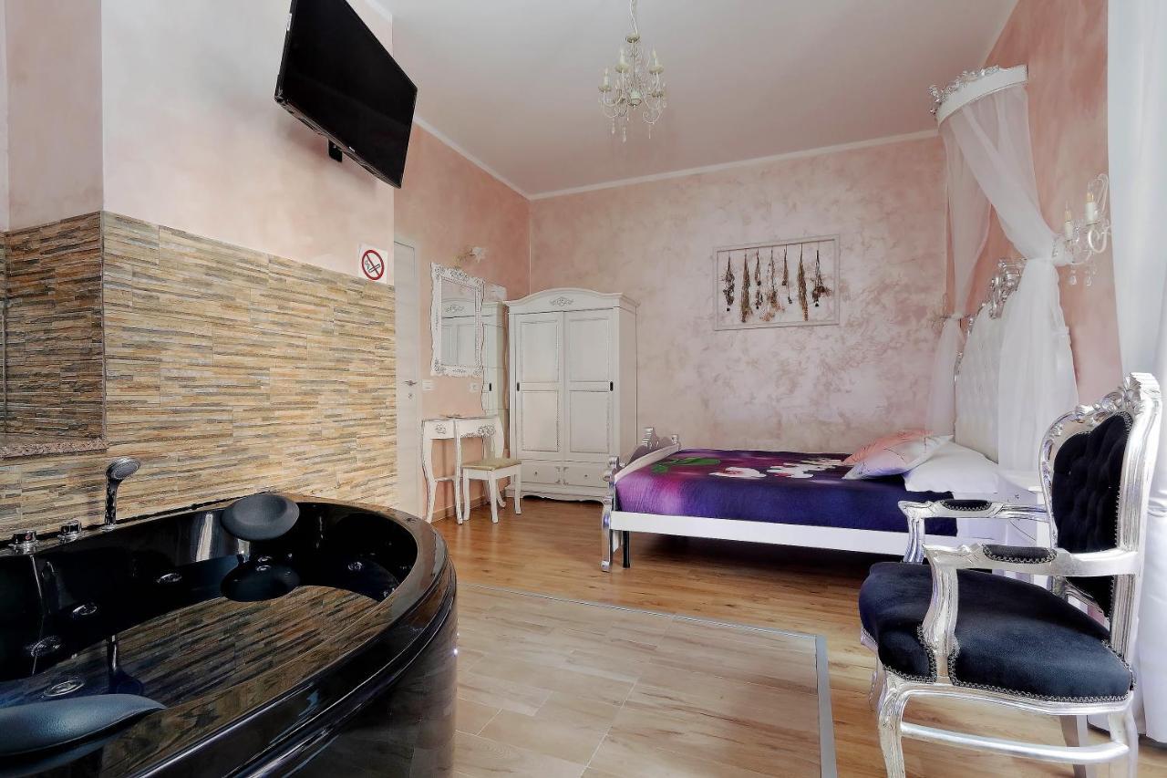 Double Room Spa Bath