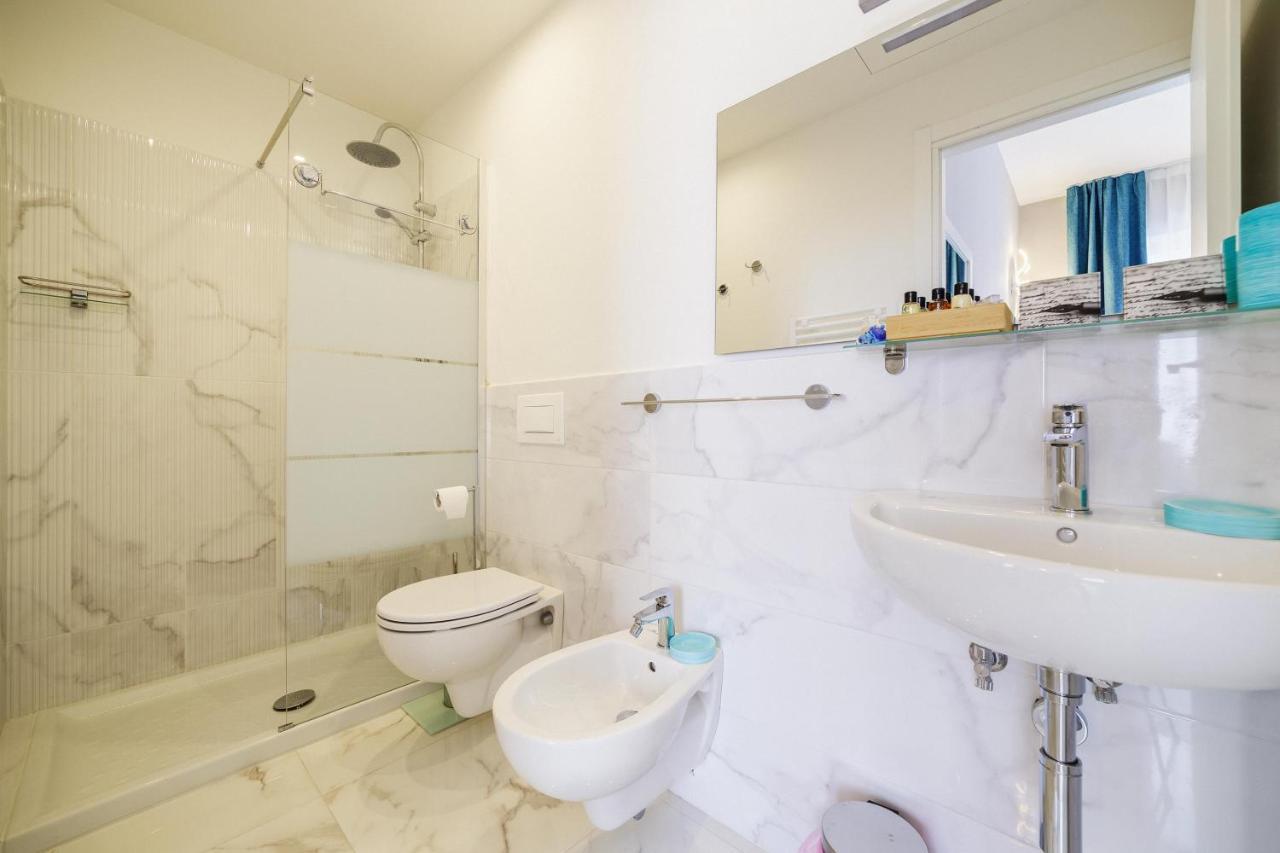 Camera Matrimoniale con Bagno Privato