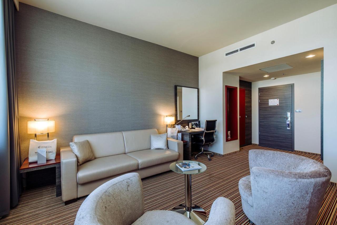 Executive Suite Stadium View