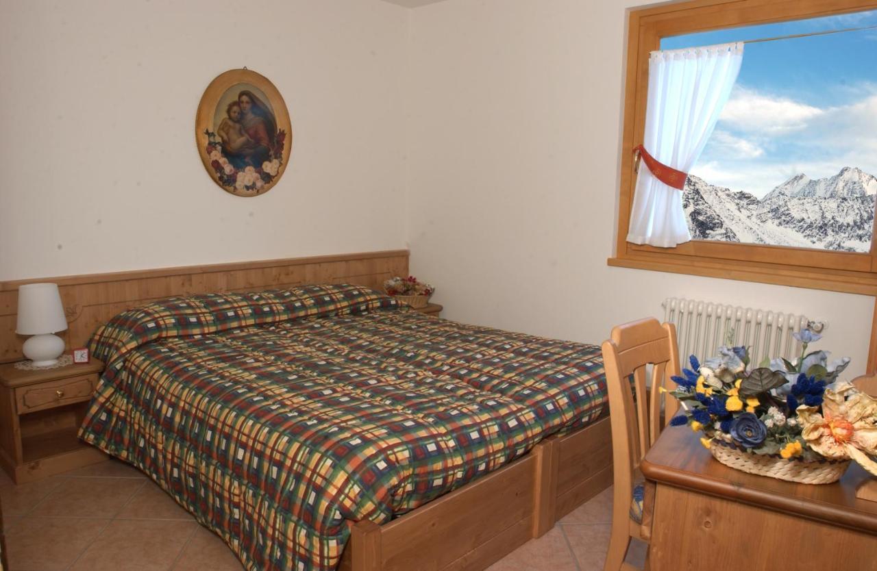 Two-Bedroom Apartment,1033077344:JPEG