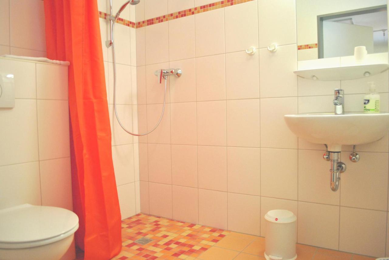 Apartment Terrace,1053491863:JPEG