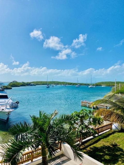 King Room Lagoon & Ocean Views