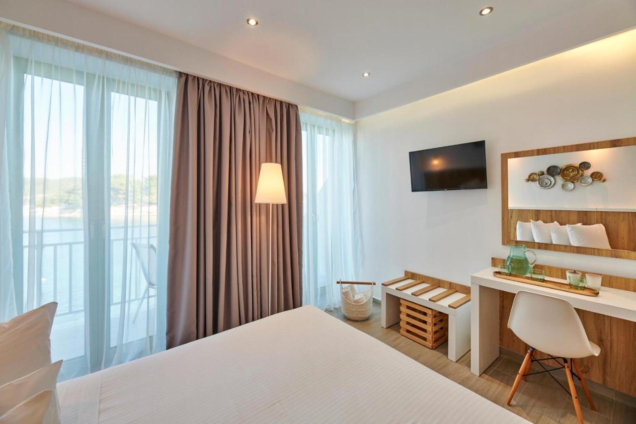 Dreibettzimmer mit Meerblick