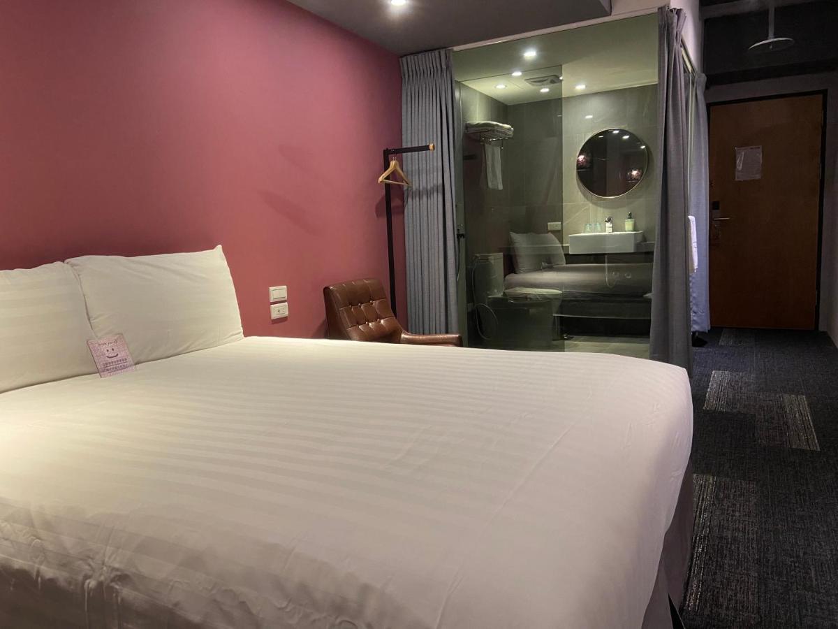 Standard Double Room No Window
