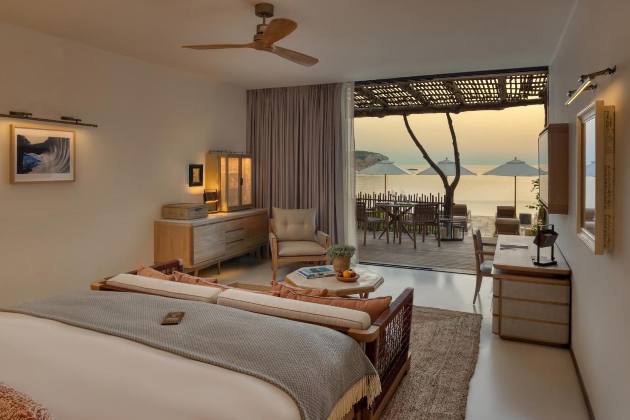 Sea View Junior Suite Pool Level