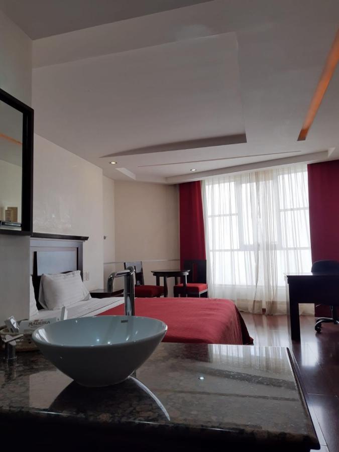 One-Bedroom Suite
