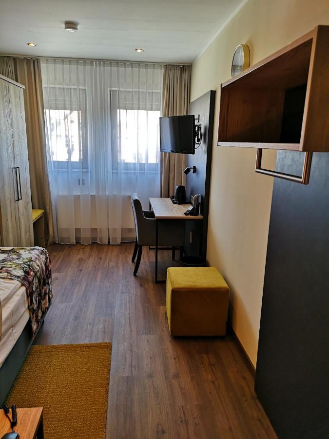 Superior Single Room,1200117001:JPEG