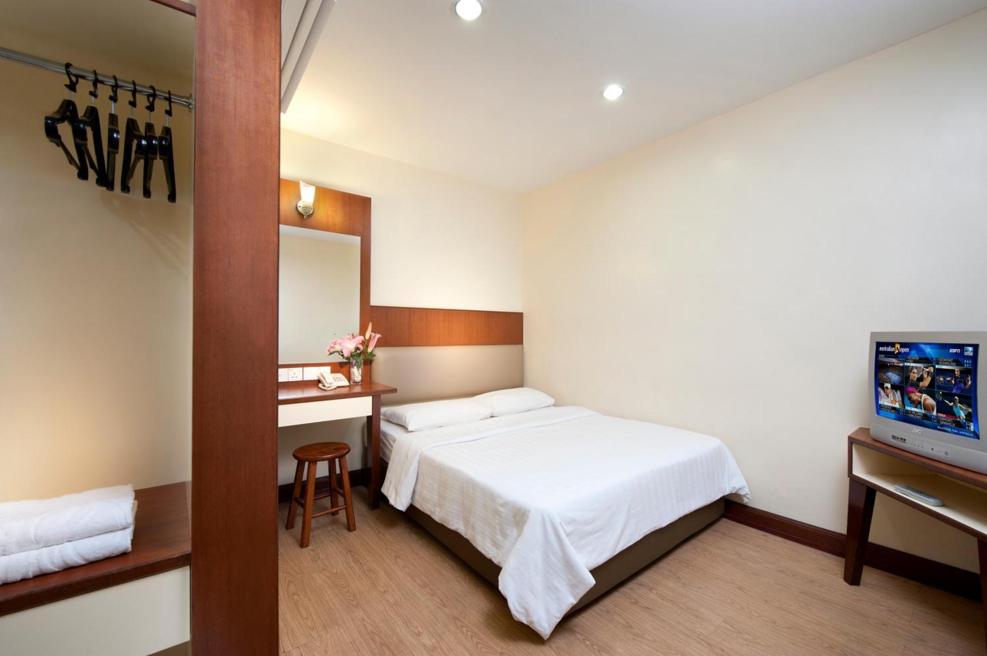 Standard Double Room No Window