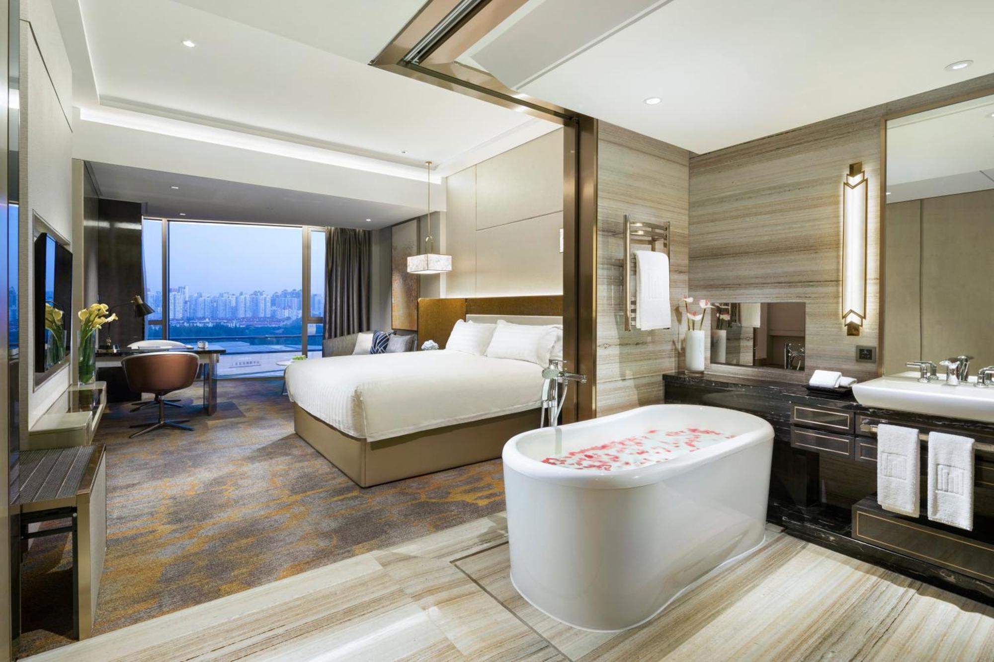 Executive Club King Room