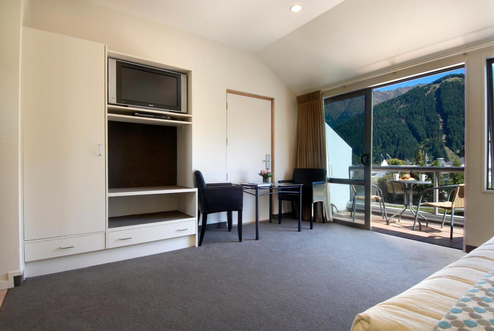 Premier Studio