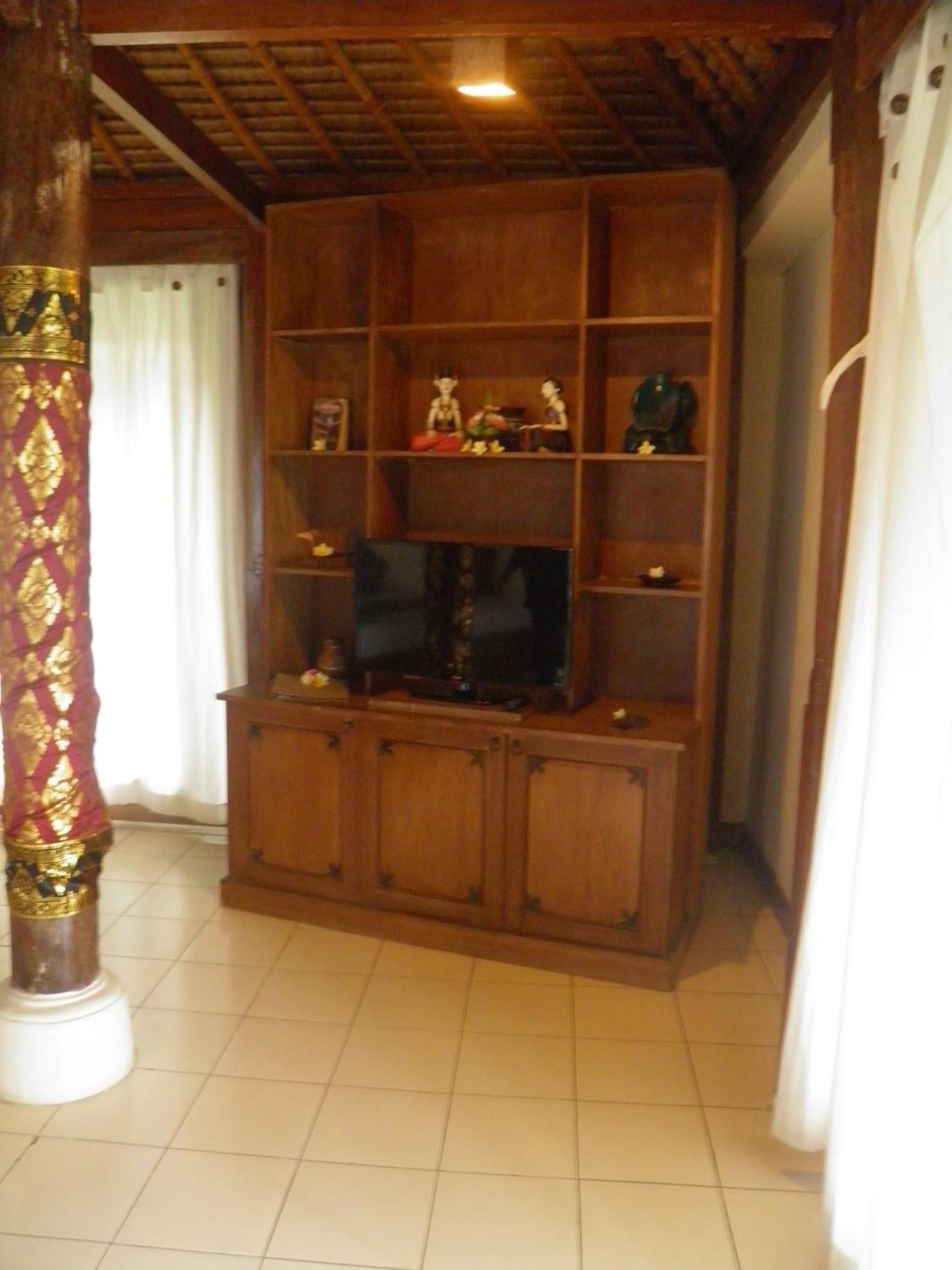Deluxe One-Bedroom Villa