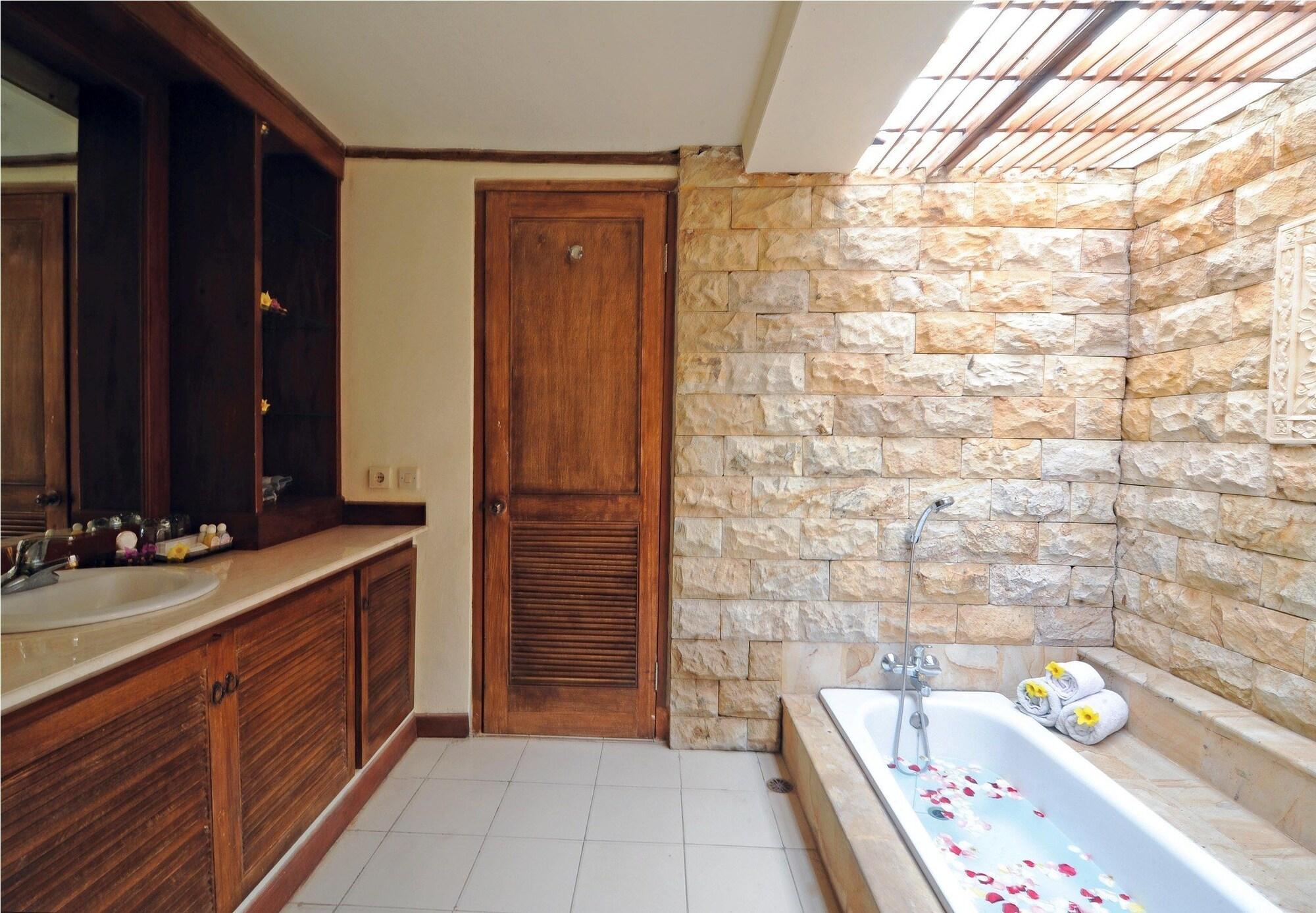 Deluxe One-Bedroom Villa