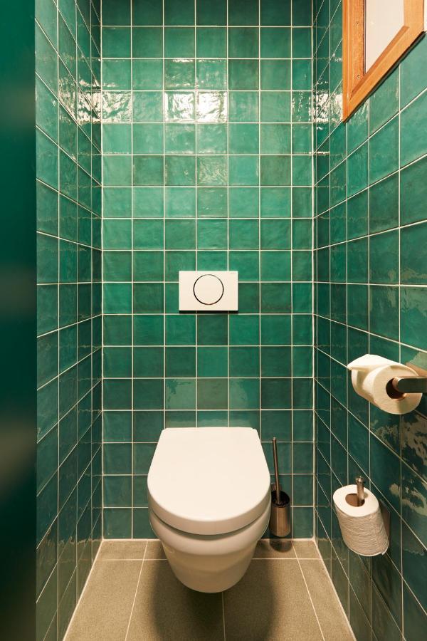 Invisible Room