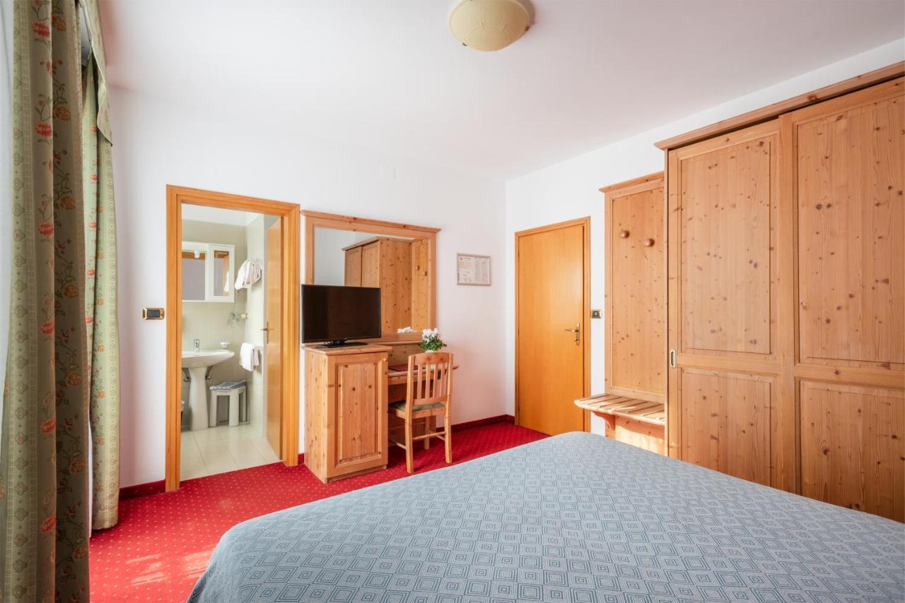 Superior Double or Twin Room with Balcony,1246057111:JPEG