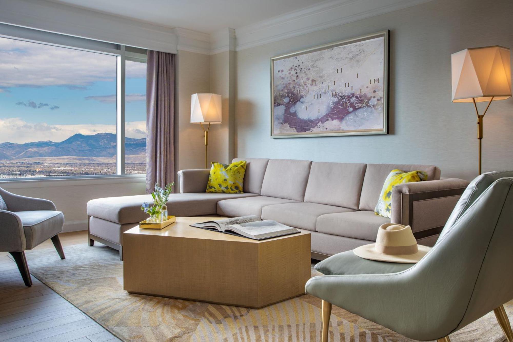 One-Bedroom King Suite Sofa Bed