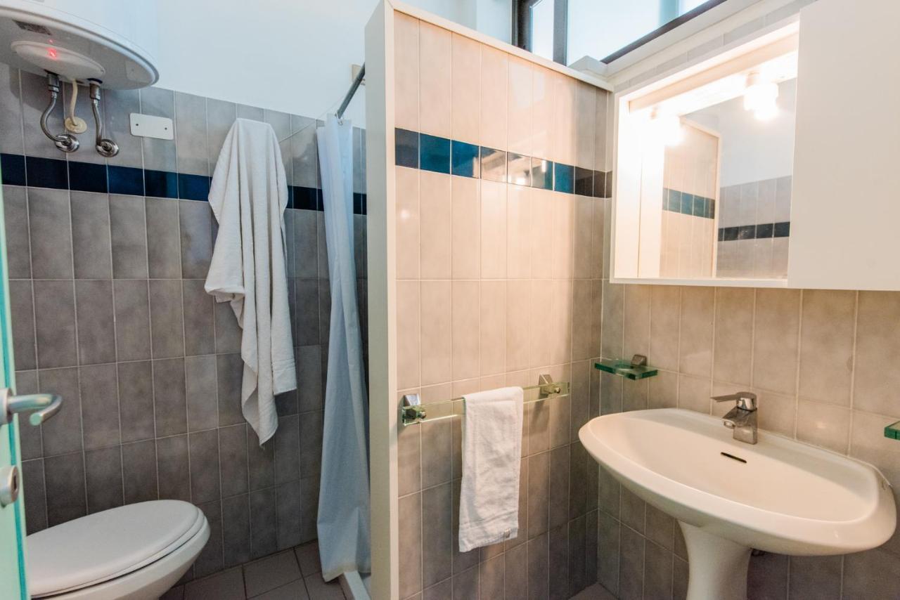 Appartamento con 2 Camere da Letto e Balcone