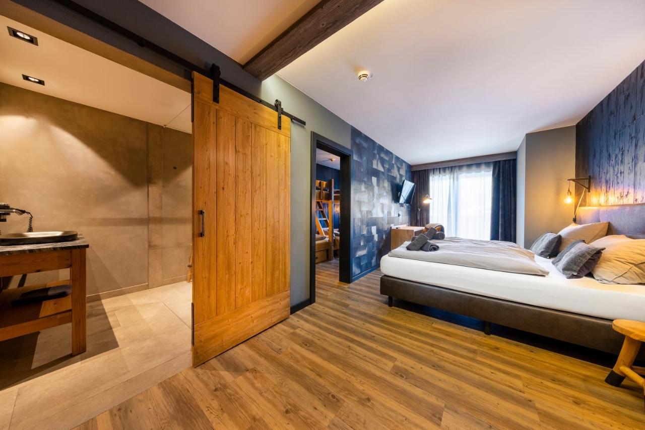 Superior Doppelzimmer mit Terrasse – Erdgeschoss