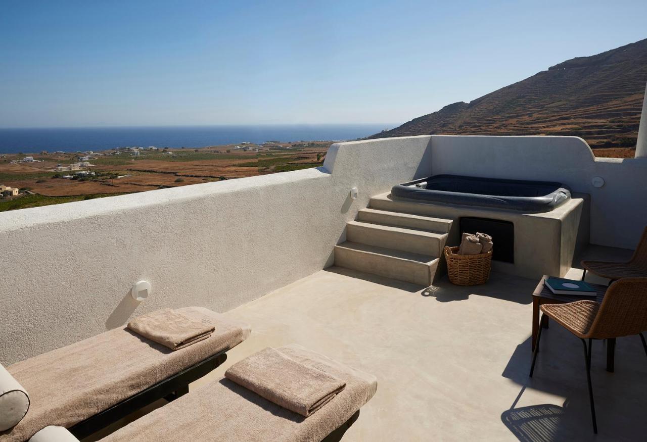 Superior Suite Sea View Outdoor Hot tub