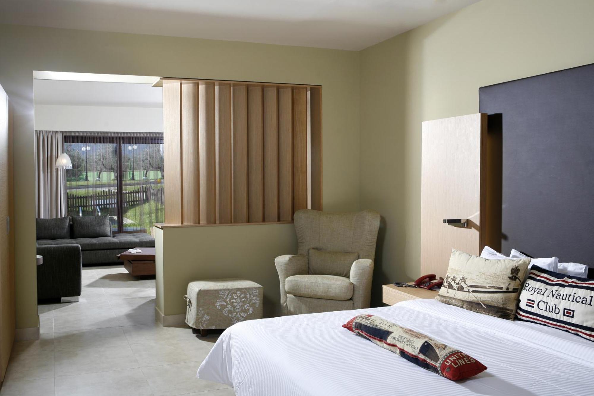 Executive Suite Private Pool