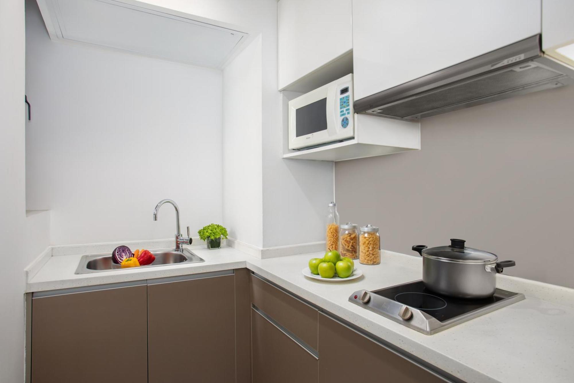 One-Bedroom Deluxe Apartment