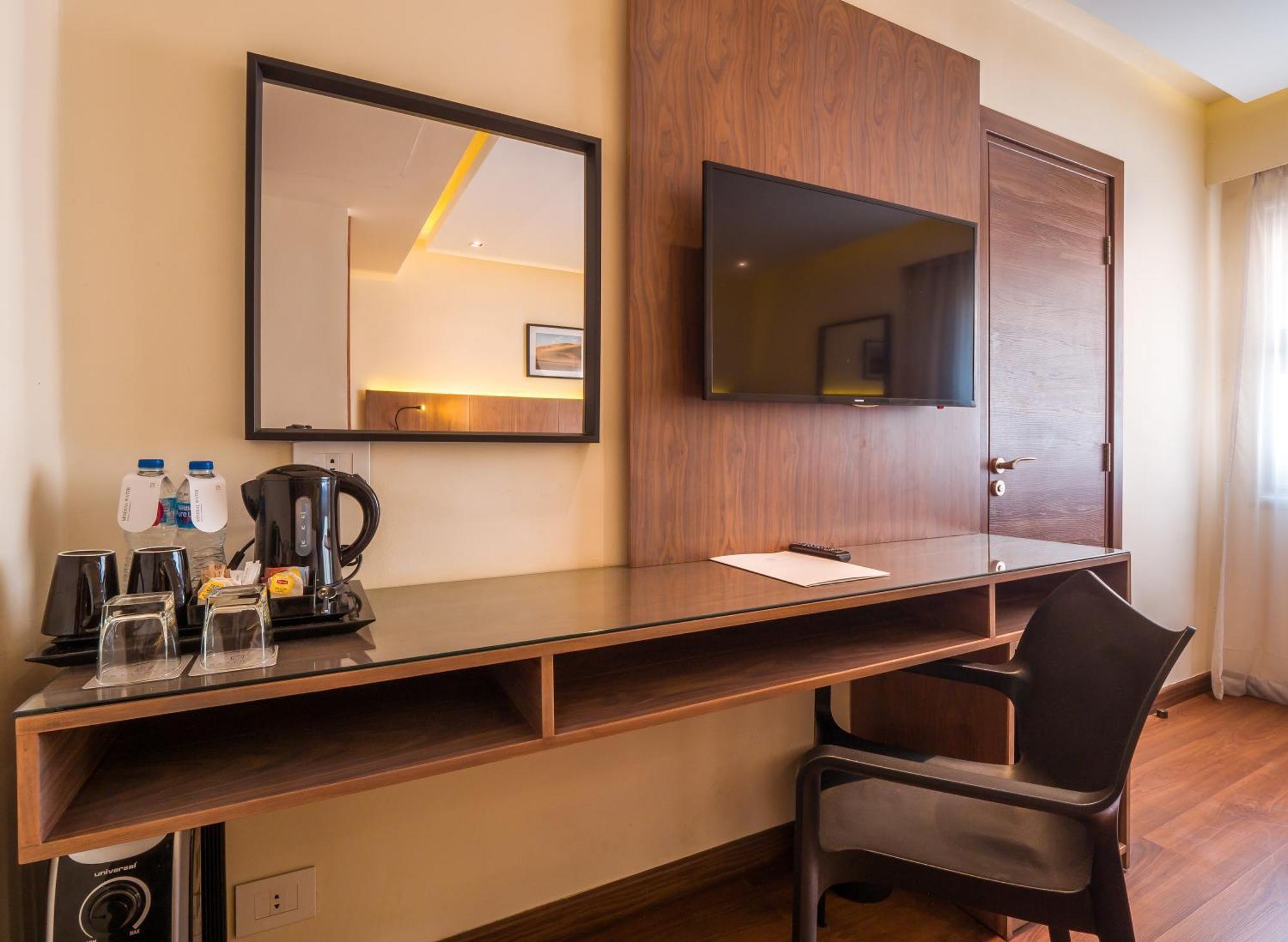 Deluxe Double or Twin Room