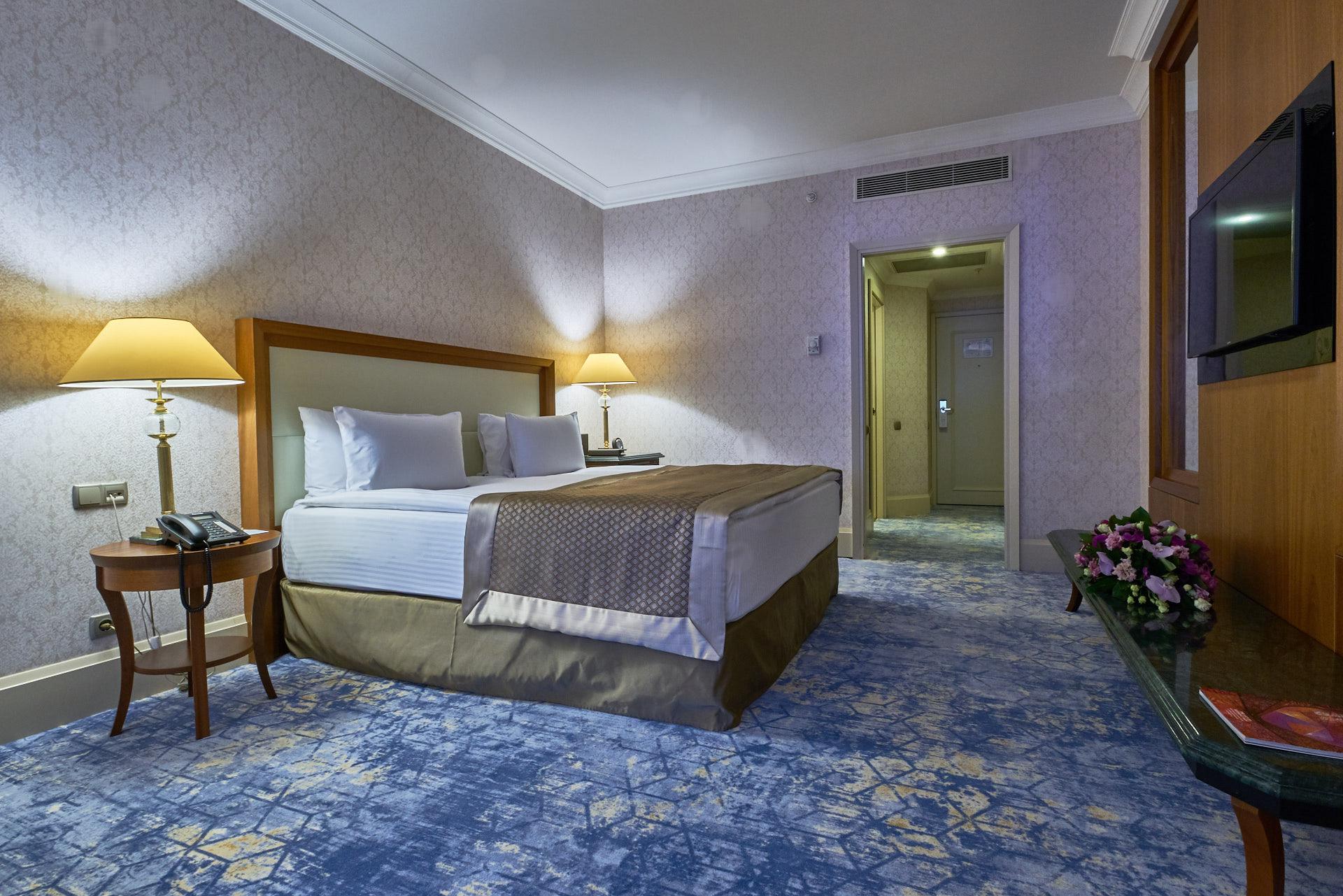 Deluxe king bed room,1602964615:JPEG