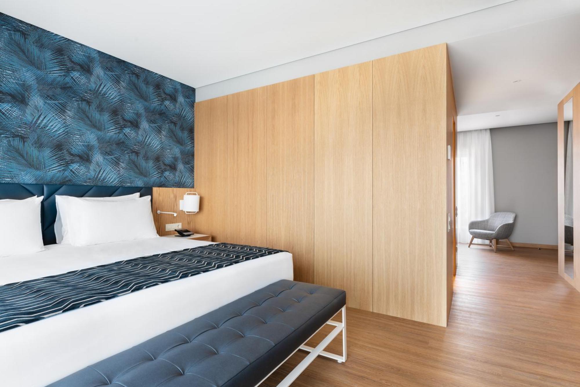 Deluxe Junior Suite