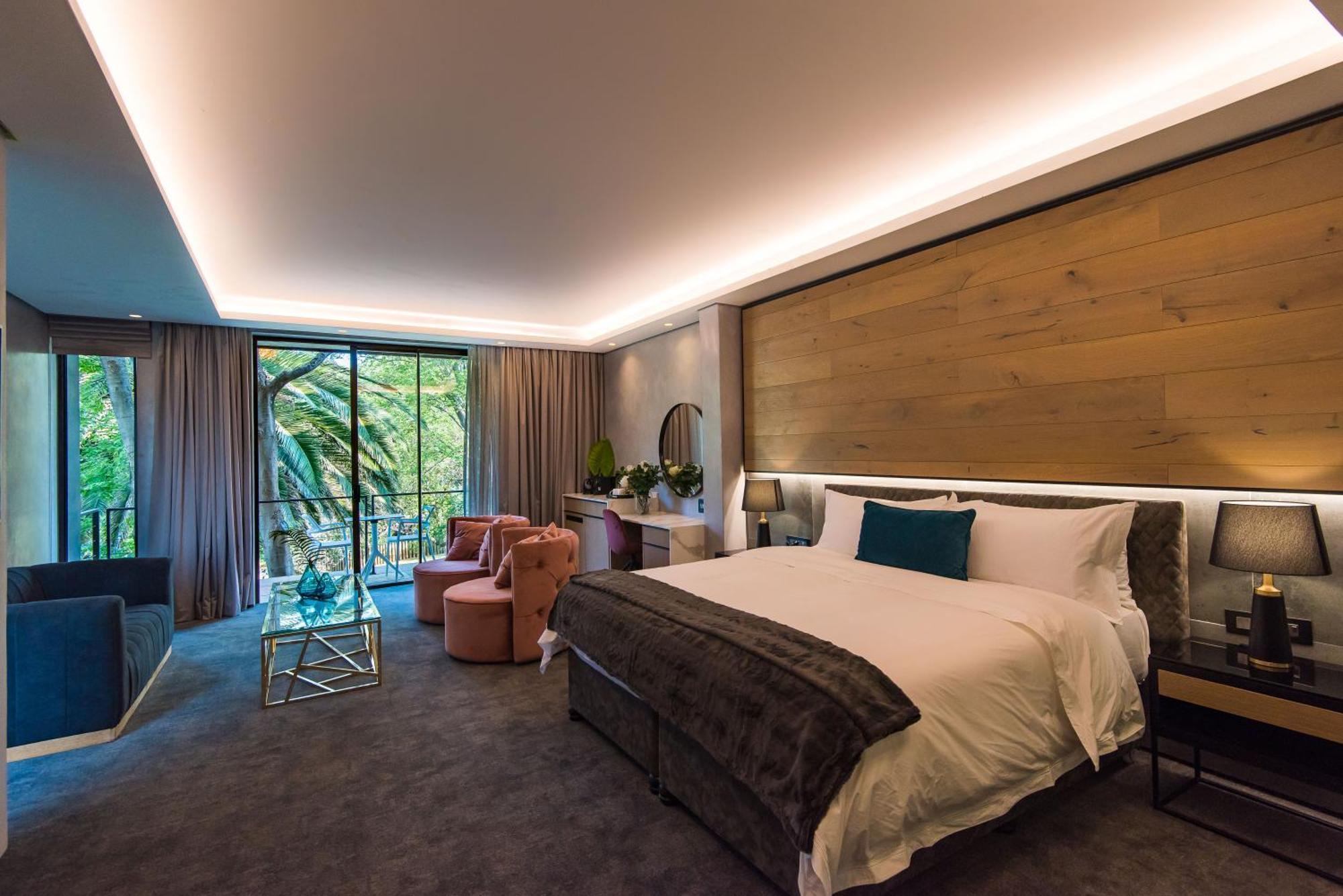 Deluxe King Room Patio or Balcony