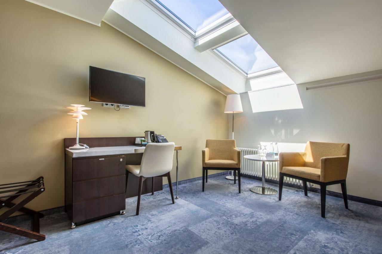 Comfort Room Skylight