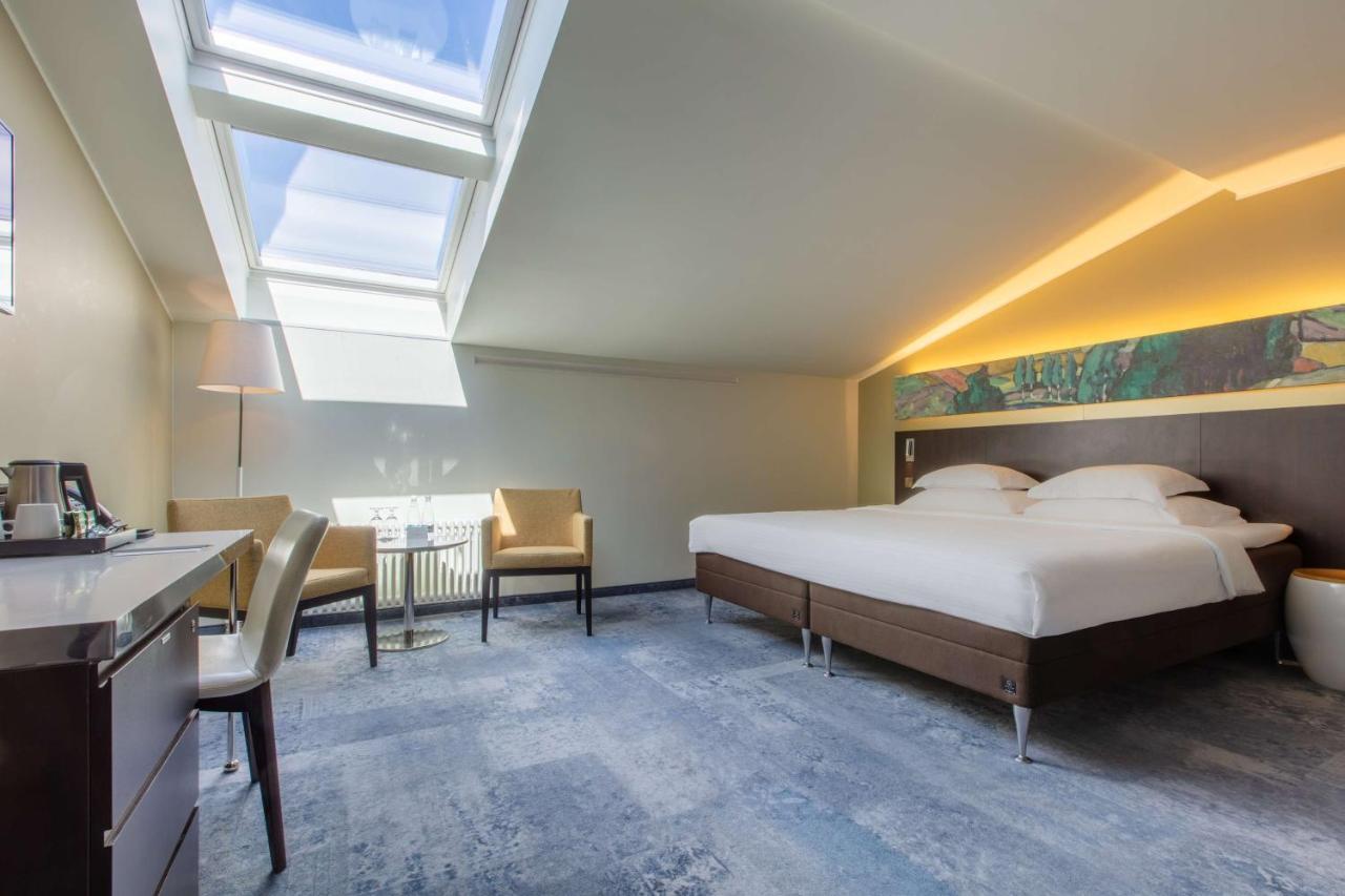 Comfort Room Skylight
