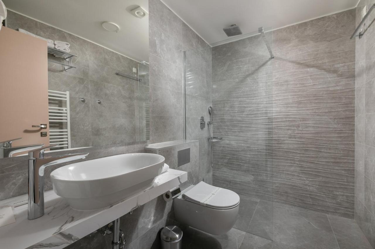 Deluxe Suite Sea View