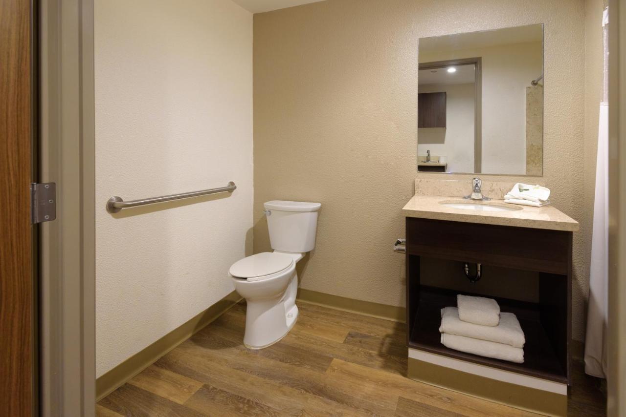 Standard Double Suite