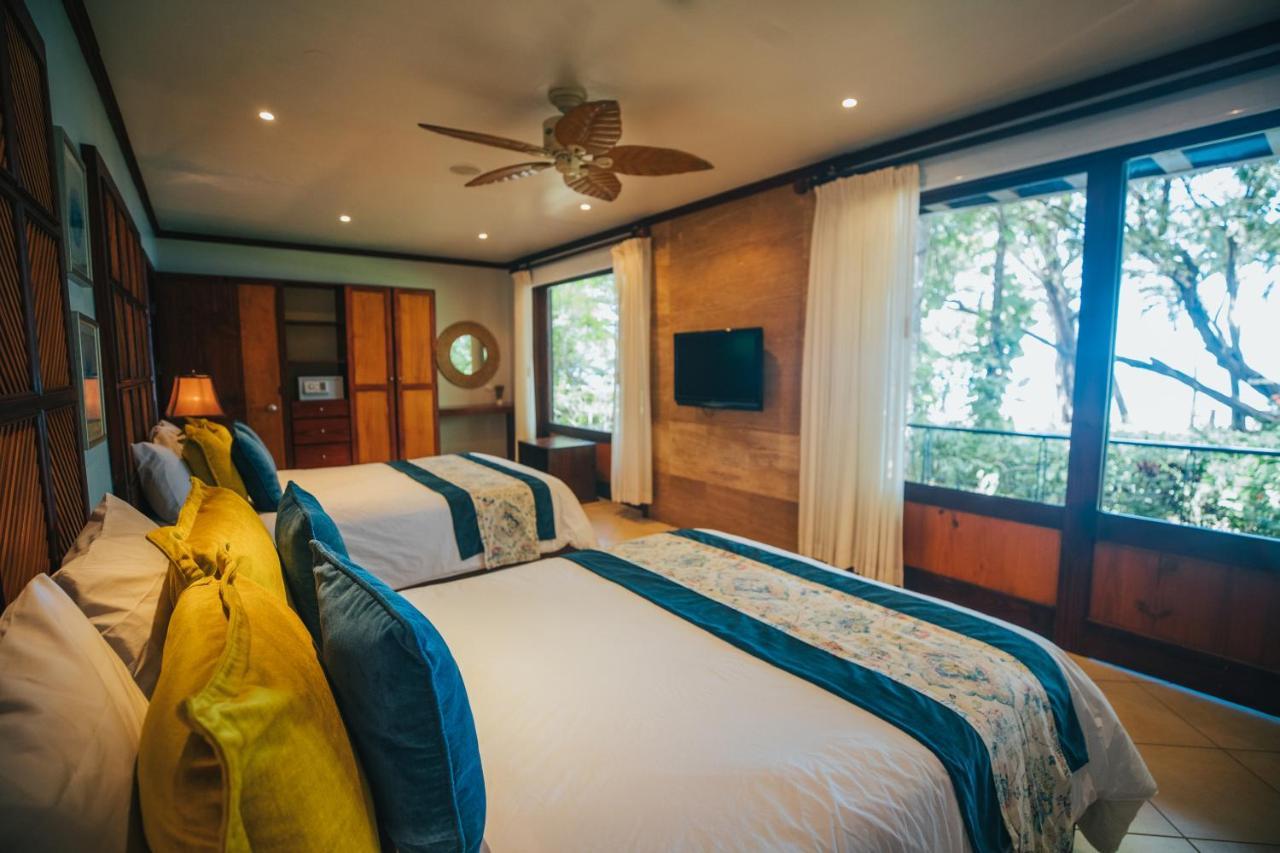 Ocean Front Suite Family