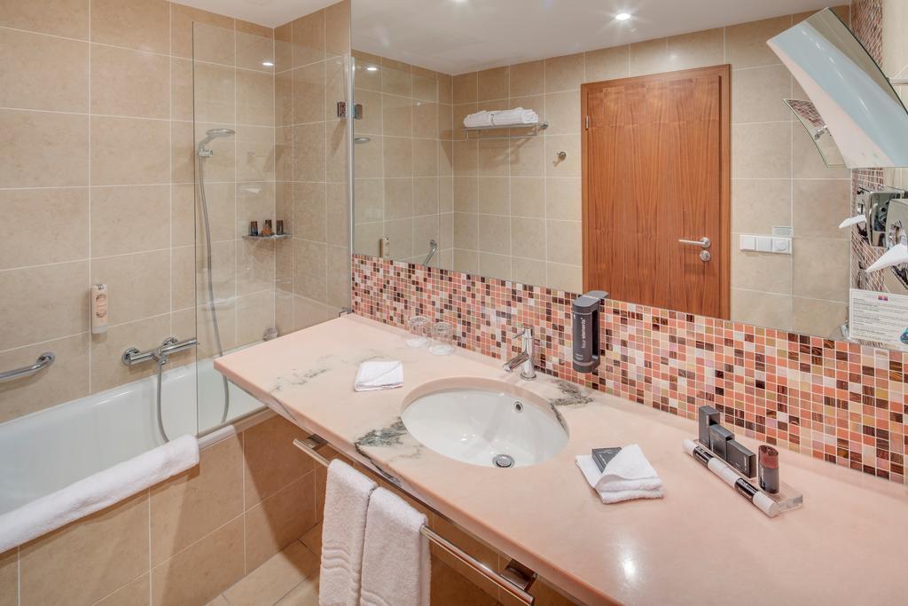 Chambre Double ou Lits Jumeaux Supérieure avec Balcon