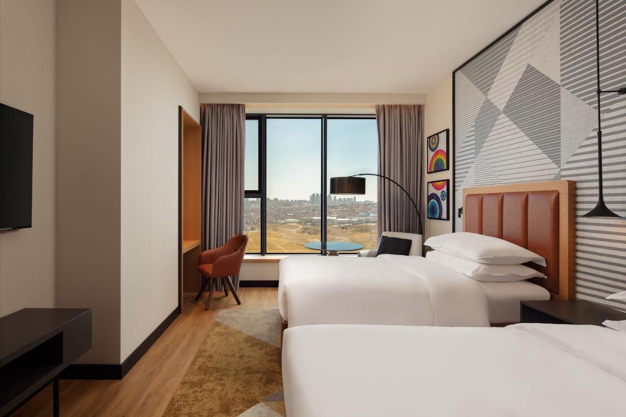 Deluxe Twin Room with City View,1459369816:JPEG