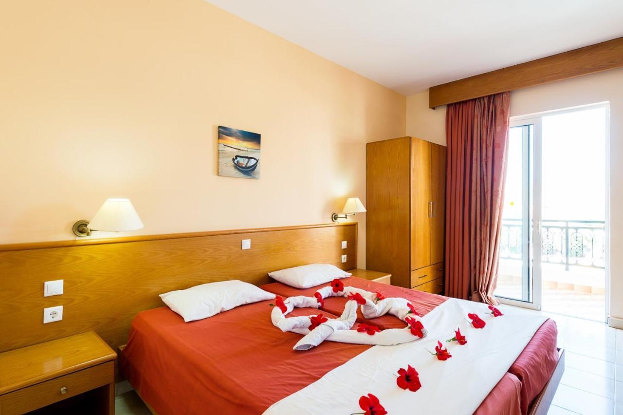 Suite mit Poolblick