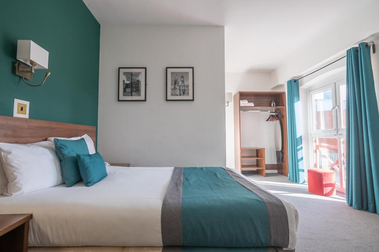 Double Room,1357963220:JPEG