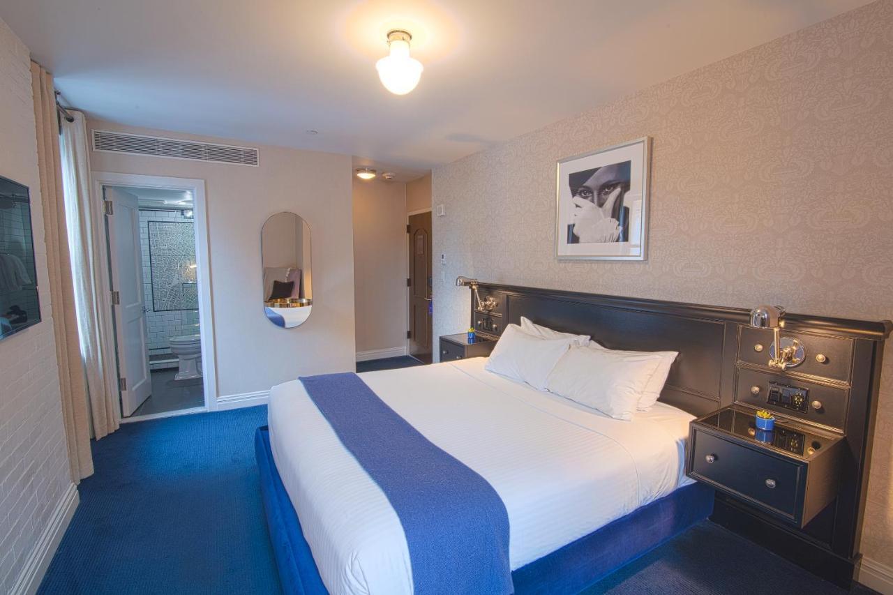 Studio 1 King bed,1378525781:JPEG