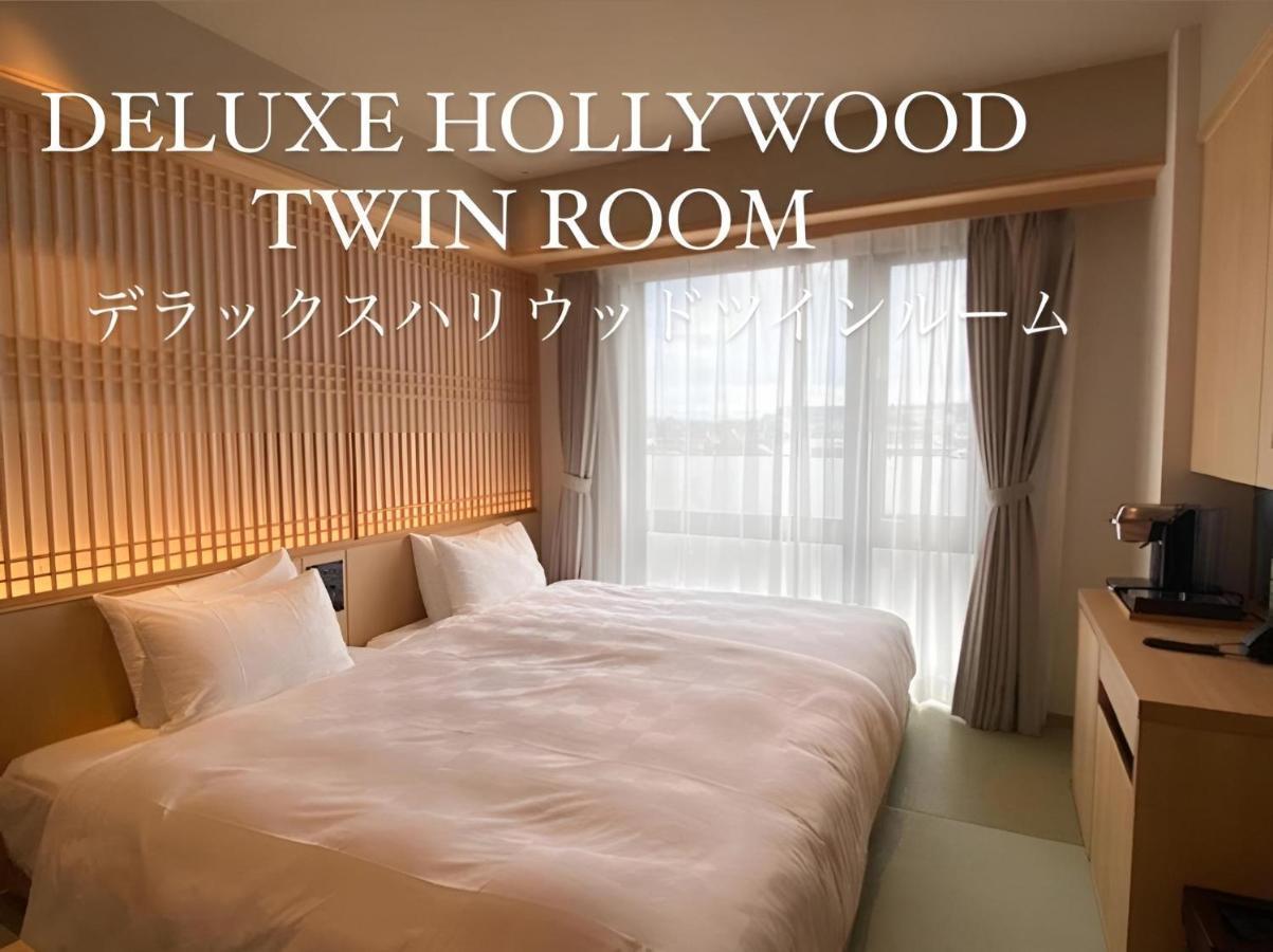 Deluxe Hollywood Twin Room Non Smoking
