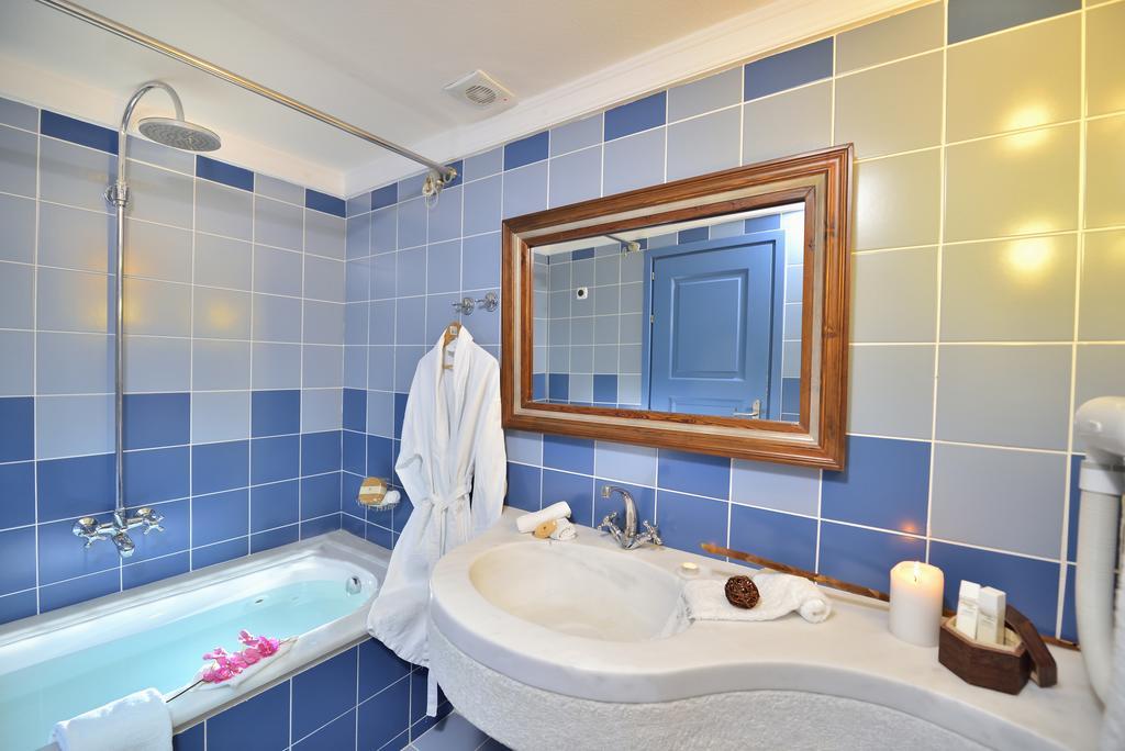 Junior Suite with Hot Tub