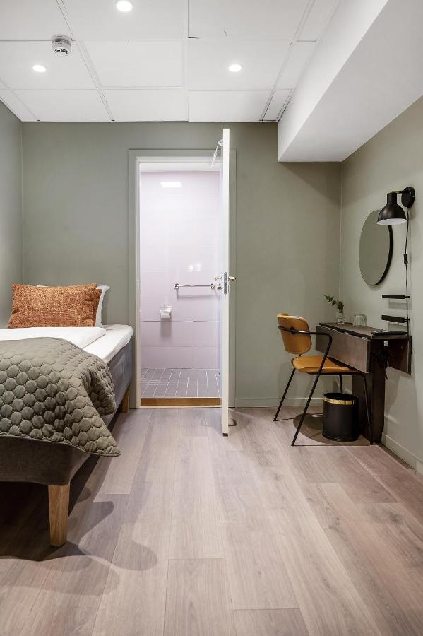 Single Room without Window