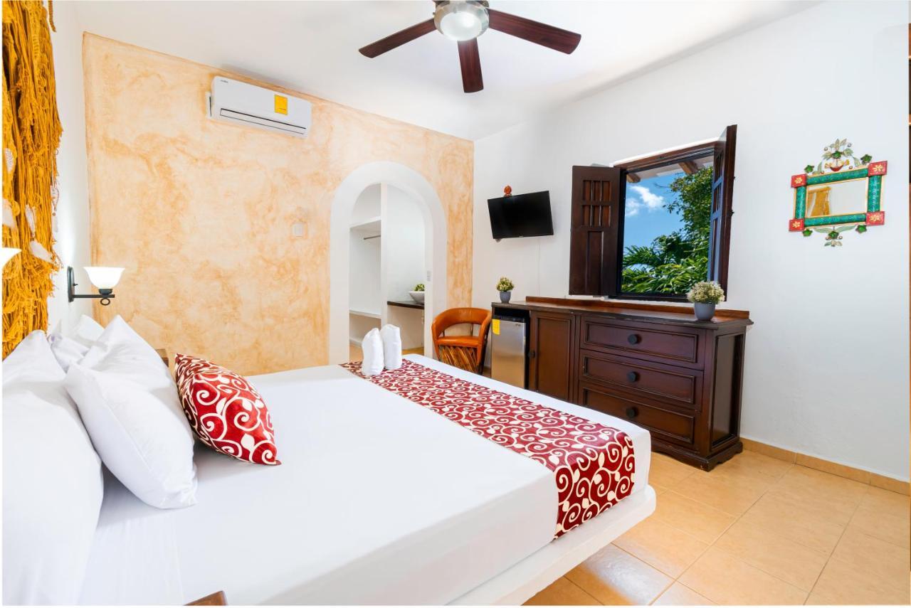Standard Queen Room