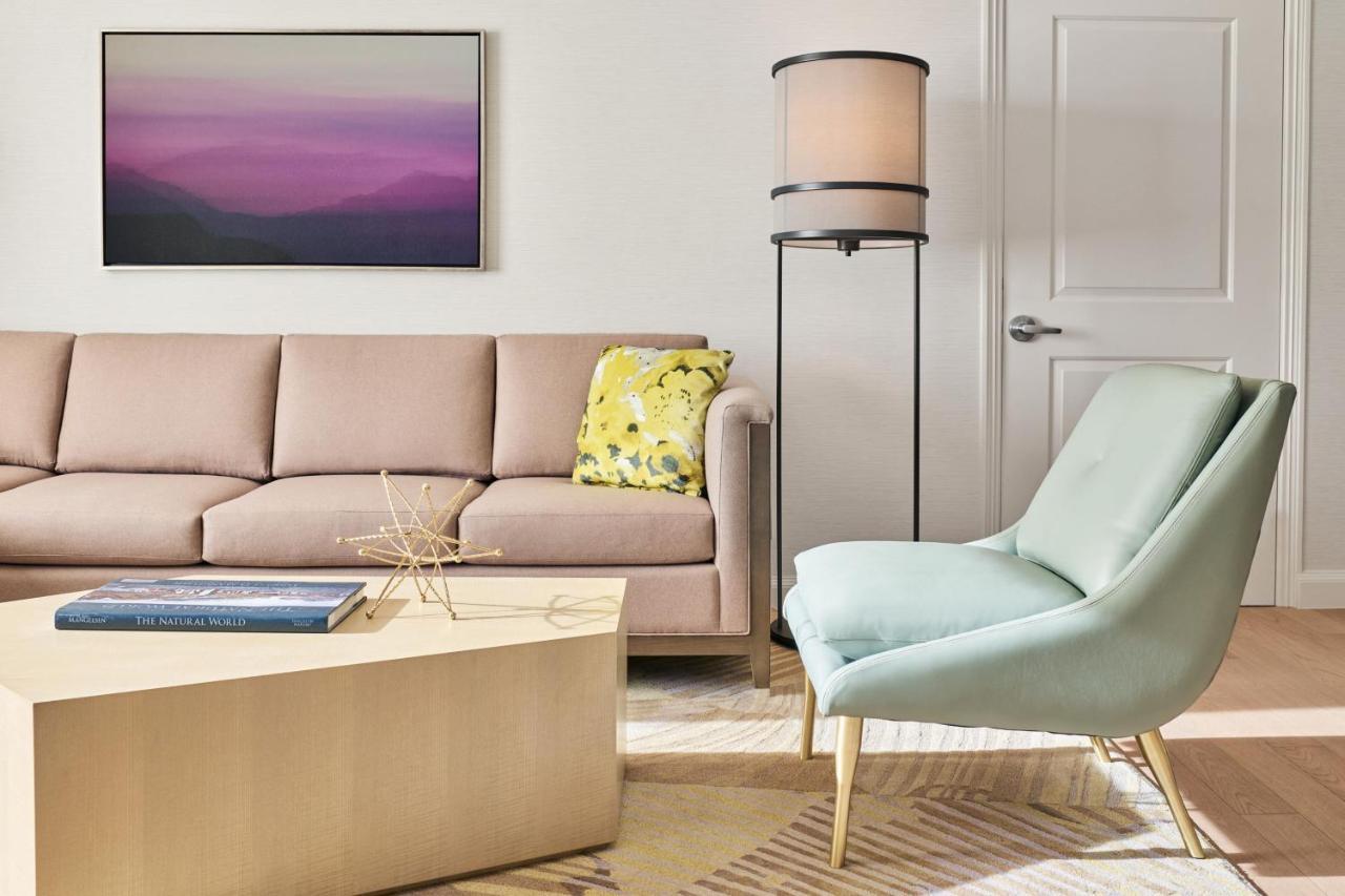 One-Bedroom King Suite Sofa Bed