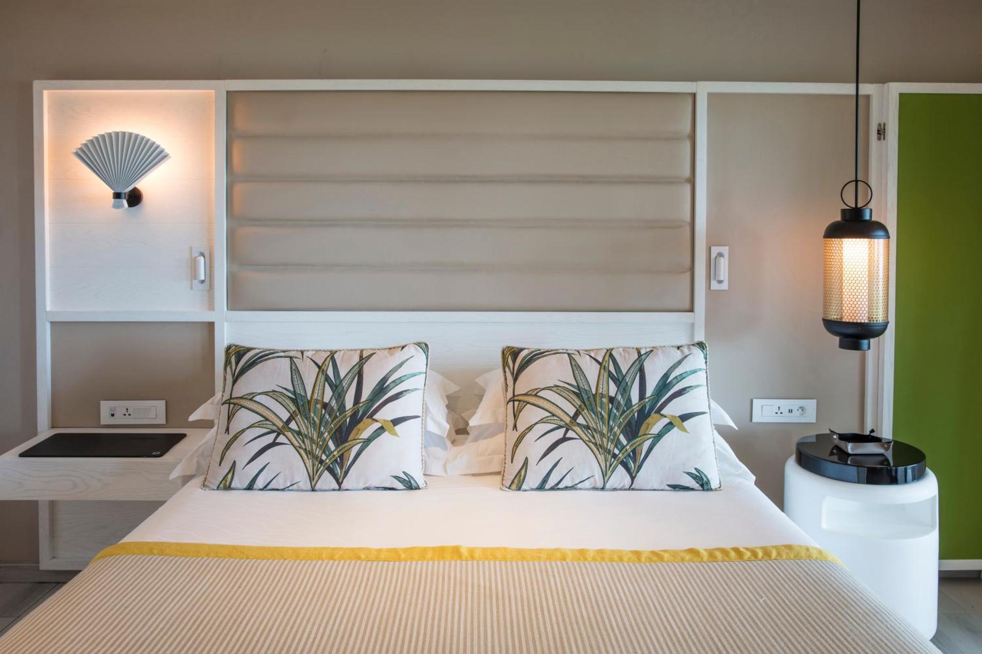 Deluxe Suite Sea View