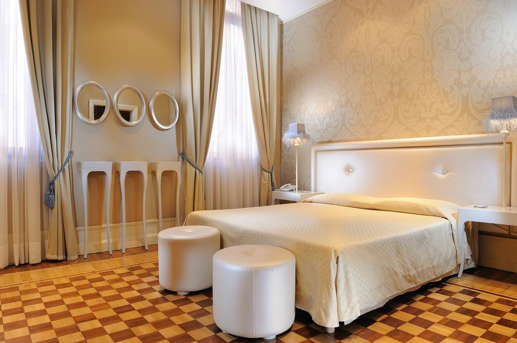 Exclusive Double Room Canal View