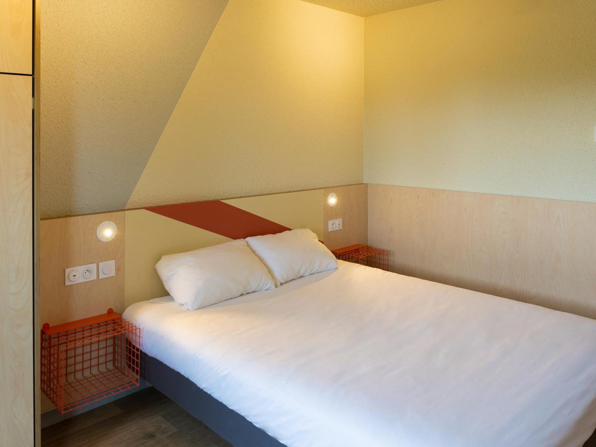 Standard Double Room Single Bed