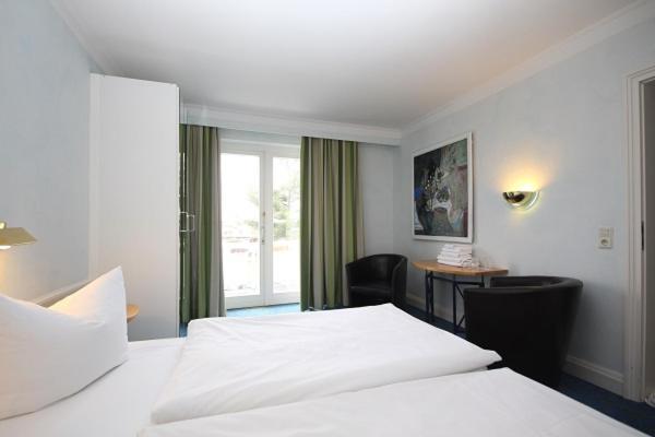 Comfort Triple Room