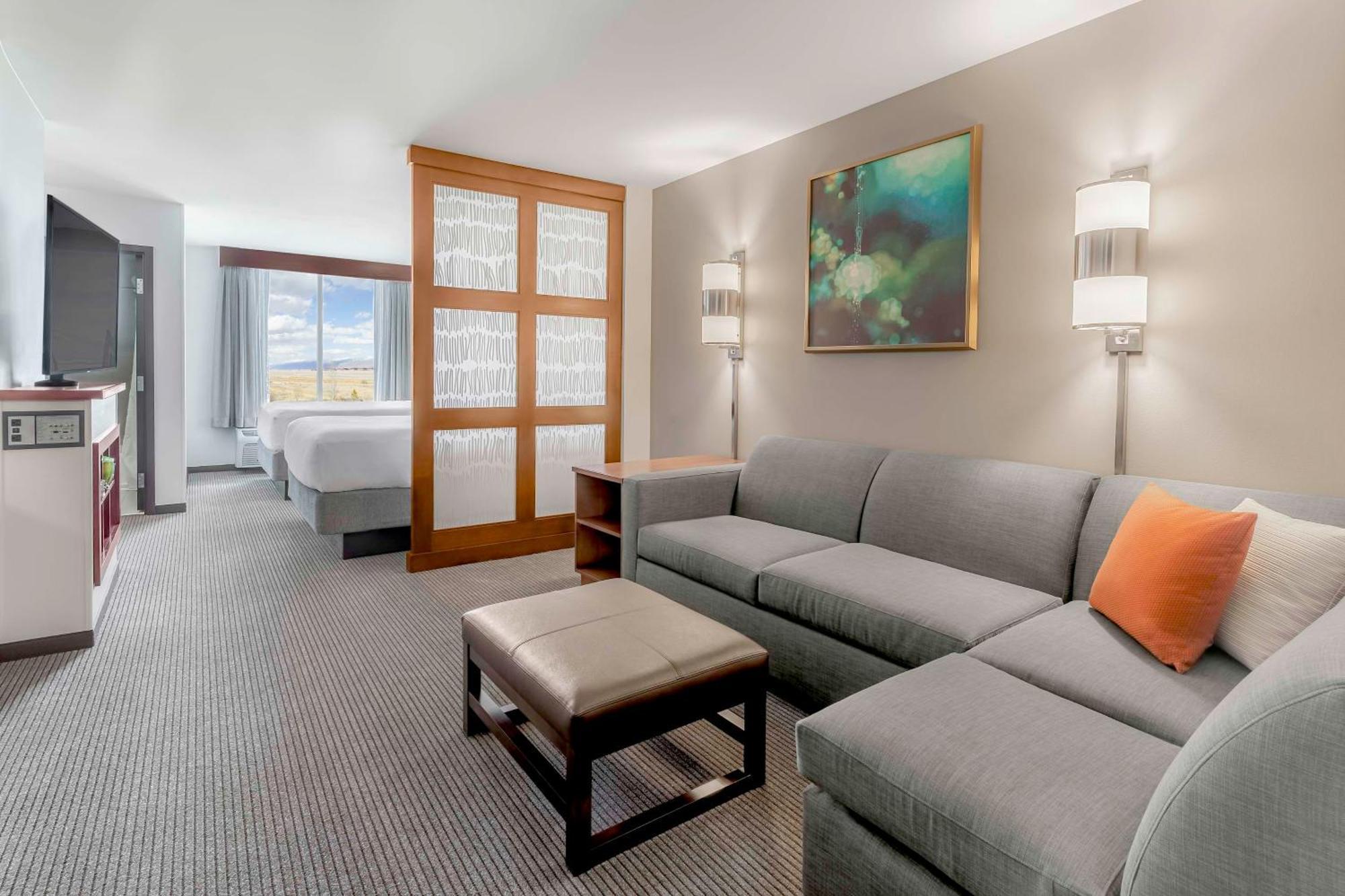 Queen Room Two Queen Beds Sofa Bed High Floor