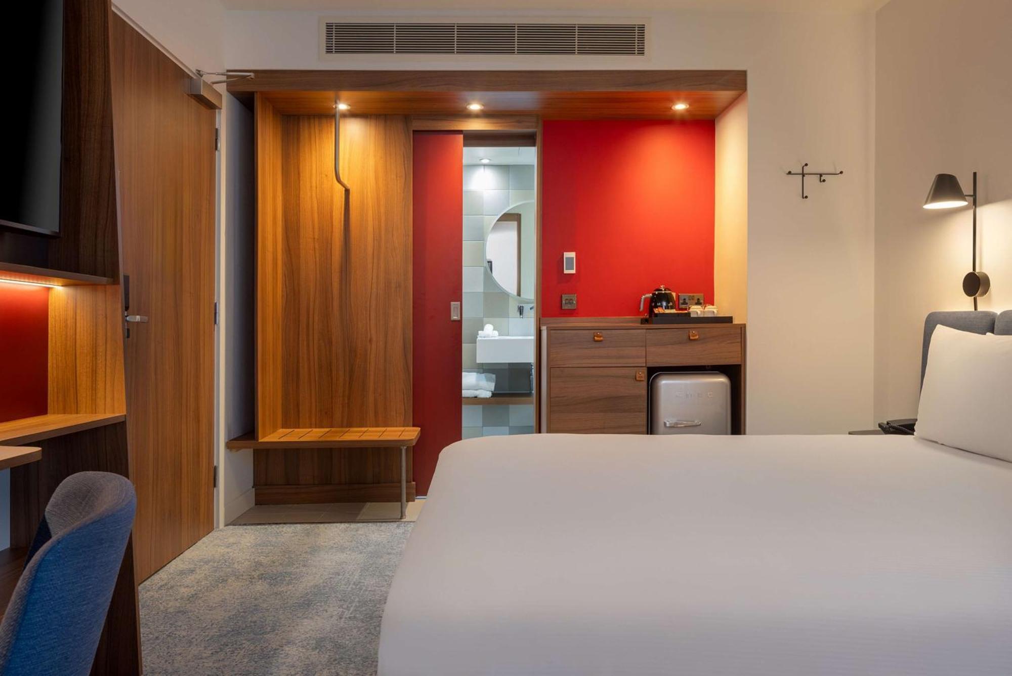 Quarto Premium com Cama Queen-size