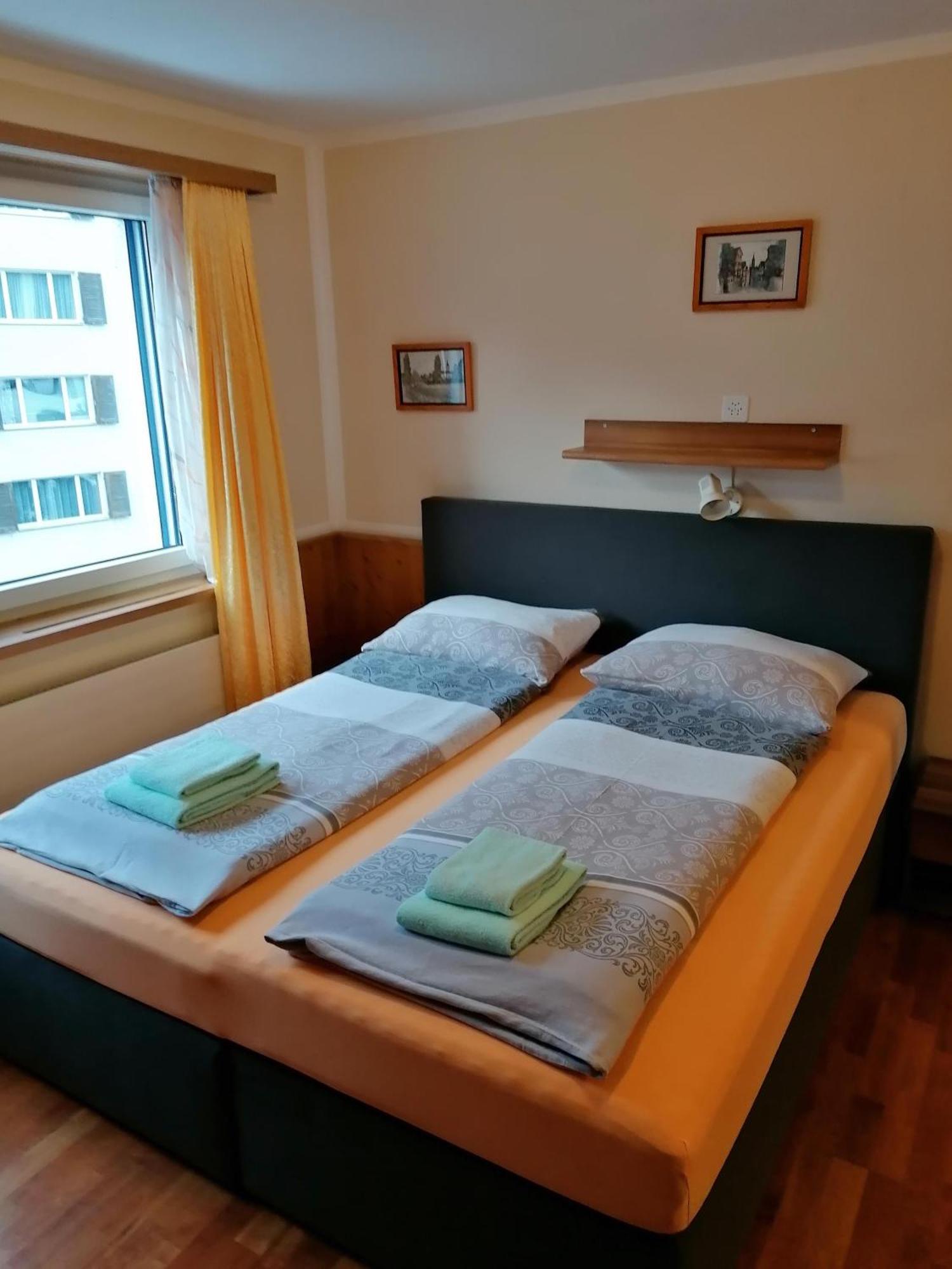 Double Room Private Bathroom